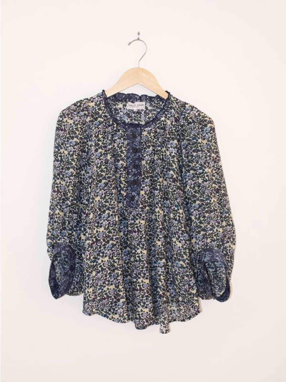 APIECE APART Everlasting Top - Navy Floral Size 2 - (Small)